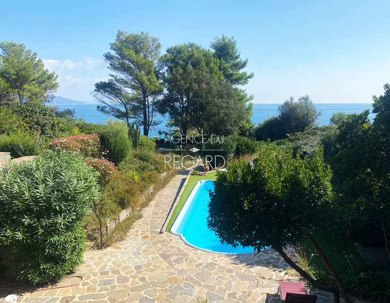 Gaou Bnat, to 25 meters from the sea .. THIS PROPERTY HAS BEEN SOLD BY L'AGENCE DU REGARD