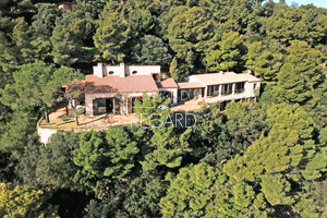 Недвижимость ноги в воде на мысе Бенат 