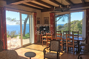 вид на море собственности для продажи на мысе Бенат