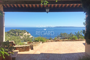 вид на море собственности для продажи на мысе Бенат