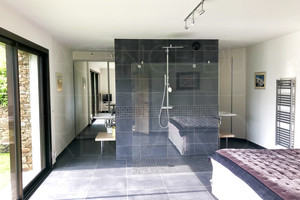 Вилла с видом на море в Гау-Бенат 