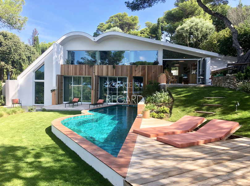 Вид на море в Джиенсе  - ПРОДАНО -