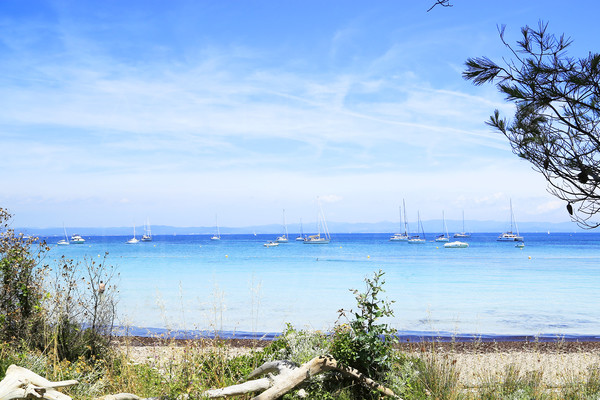 Waterfront apartment in Porquerolles - THIS APARTMENT HAS BEEN SOLD BY AGENCE DU REGARD -
