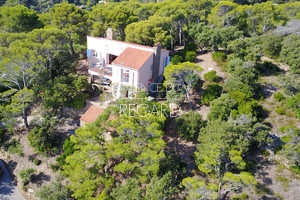 недвижимость с видом на море на мысе Бенат