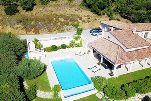 вид на море собственности для продажи Lavandou