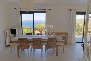 вид на море собственности в Кавалье-ле-Лавандоу 