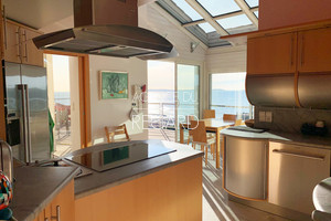 Вид на море Лаванду