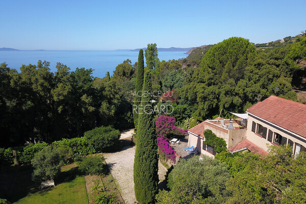 Property with sea by walk in Rayol Canadel