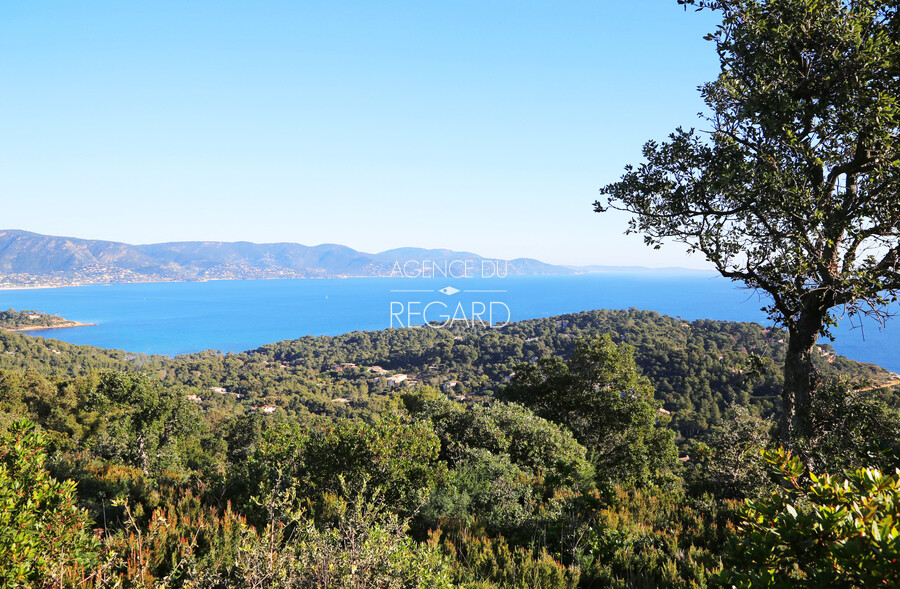 Фермерский дом XVIII века с его овчарней...