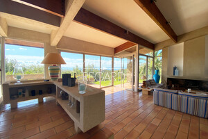 недвижимость с видом на море в Ла Лонд-ле-Мор