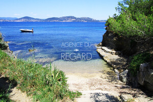 Недвижимость с видом на море в Giens