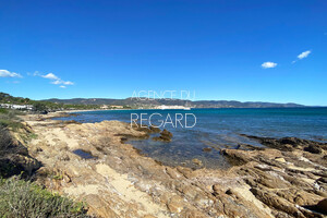 Недвижимость с видом на море в Бена