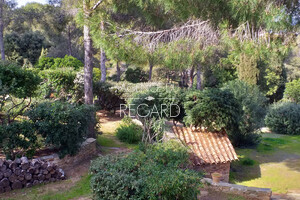 Недвижимость с видом на море в Бена