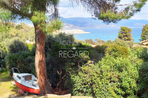 Недвижимость с видом на море в Бена