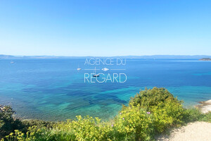 waterfront apartment in Porquerolles