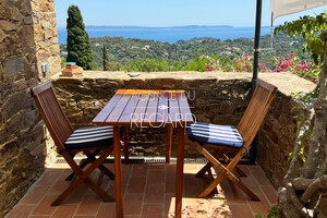 House with sea view in Gaou Bnat