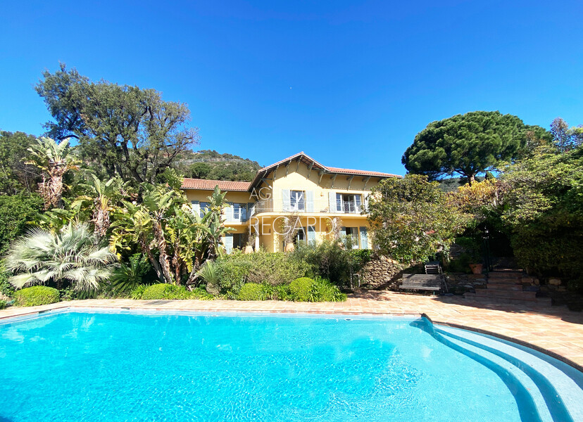 In Rayol, sea view and beach