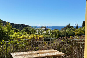 property with sea view in Rayol Canadel