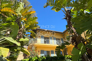 property with sea view in Rayol Canadel