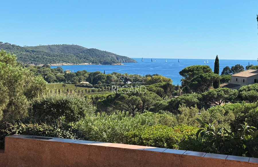 Gigaro, with sea view and beach