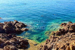 Waterfront property in Saint-Raphal