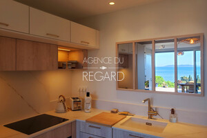 apartment with sea view in Le Lavandou