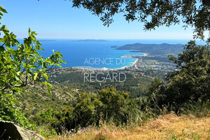 property with sea view in Le Lavandou