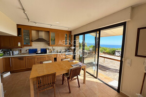 property with sea view in Gaou B�nat