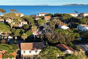 Property with sea view in La Capte