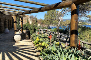 Недвижимость на набережной в Гау-Бенате 		 	