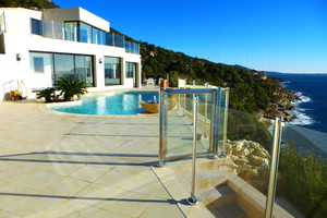 собственности ноги в воде в Carqueiranne